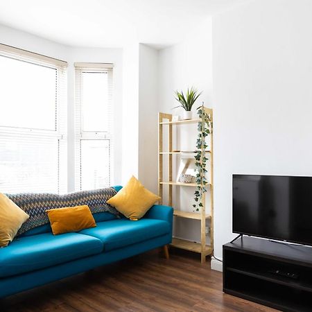 Belfast City - 3 Bed Cosy Terrace Home - Hip And Trendy Ormeau Road エクステリア 写真