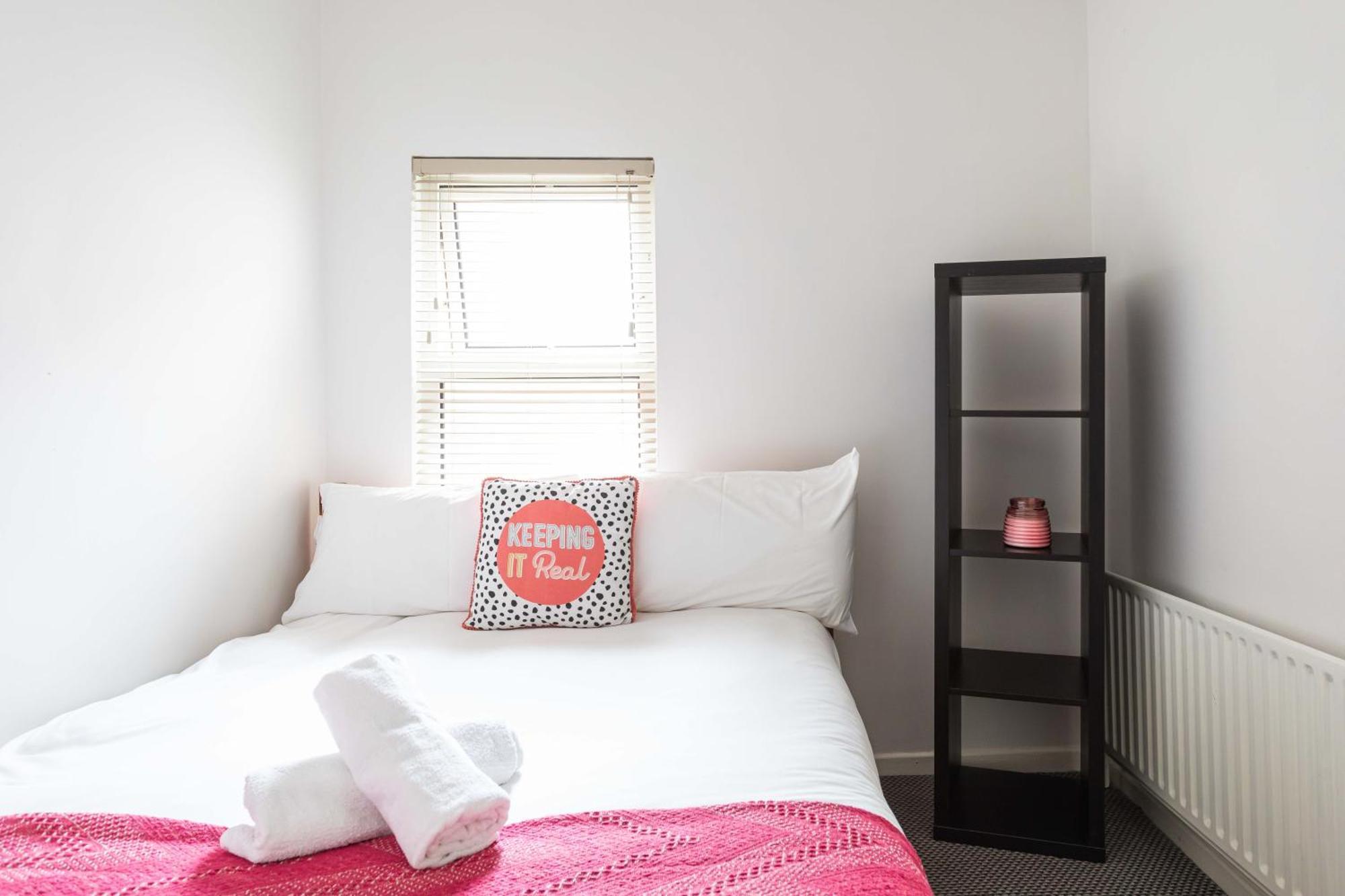 Belfast City - 3 Bed Cosy Terrace Home - Hip And Trendy Ormeau Road エクステリア 写真